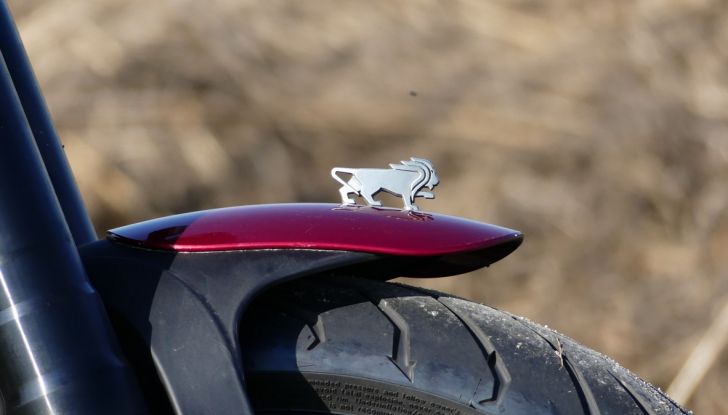 Nuovo Benelli Leoncino: la prova su strada - Foto 21 di 82