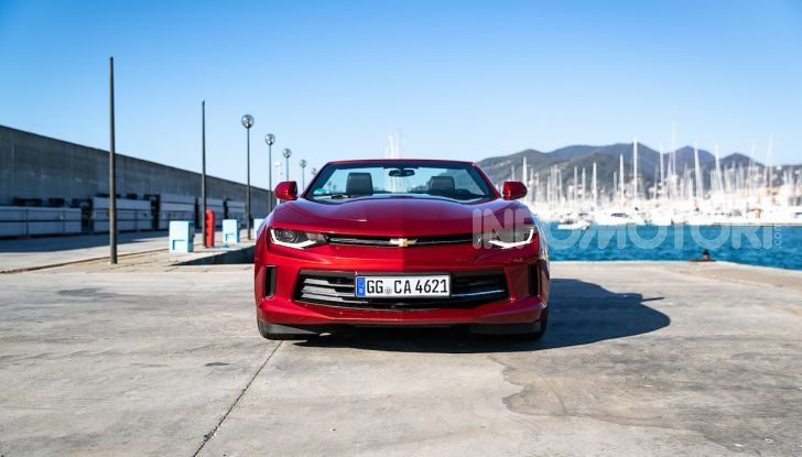 Test Drive Chevrolet Camaro Cabrio, la 2.0 turbo per andare ovunque - Foto 16 di 54