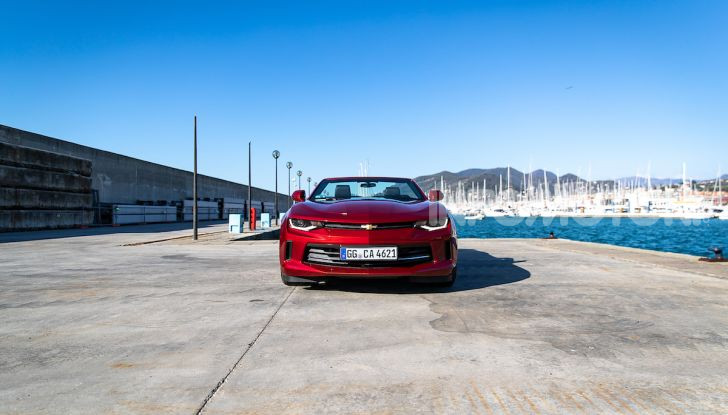 Test Drive Chevrolet Camaro Cabrio, la 2.0 turbo per andare ovunque - Foto 17 di 54