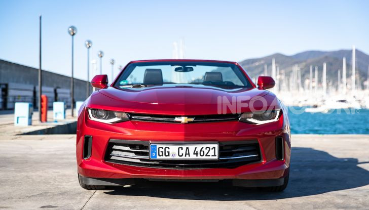 Test Drive Chevrolet Camaro Cabrio, la 2.0 turbo per andare ovunque - Foto 1 di 54
