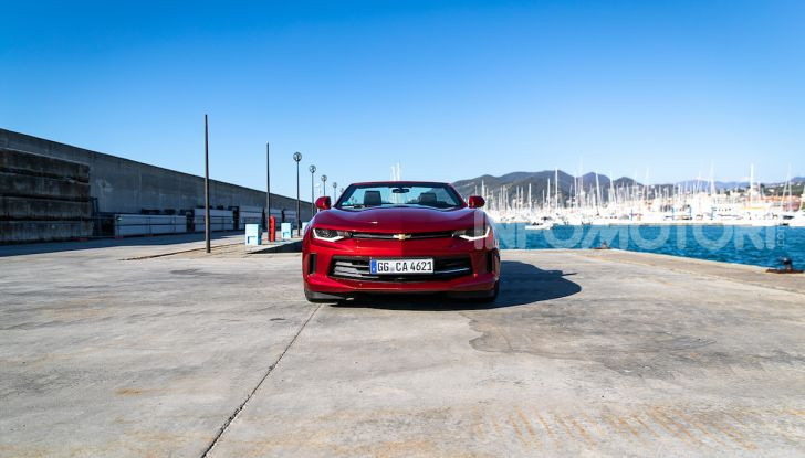 Test Drive Chevrolet Camaro Cabrio, la 2.0 turbo per andare ovunque - Foto 18 di 54