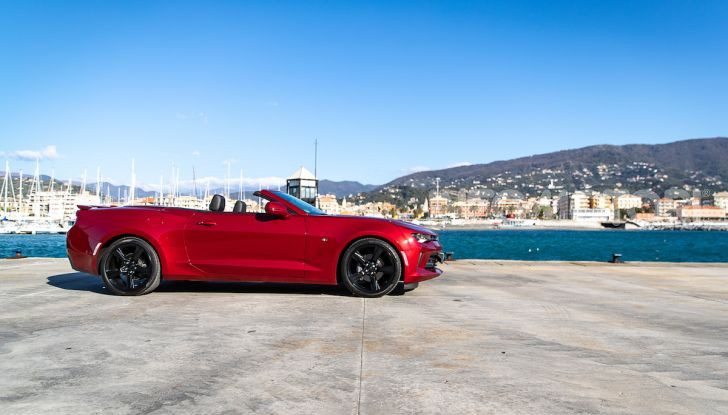 Test Drive Chevrolet Camaro Cabrio, la 2.0 turbo per andare ovunque - Foto 19 di 54