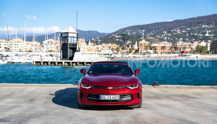 Test Drive Chevrolet Camaro Cabrio, la 2.0 turbo per andare ovunque - Foto 22 di 54