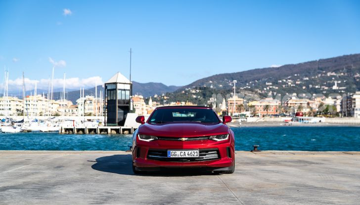Test Drive Chevrolet Camaro Cabrio, la 2.0 turbo per andare ovunque - Foto 23 di 54