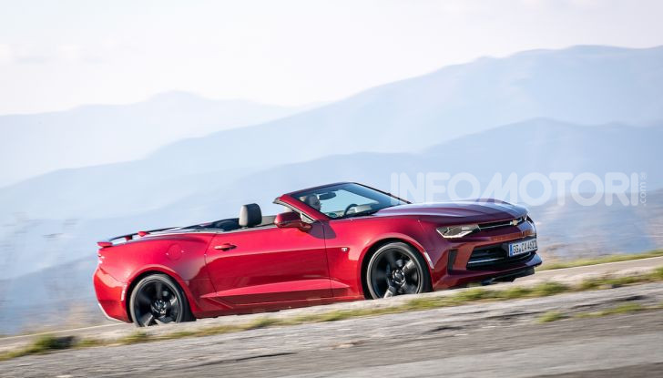 Test Drive Chevrolet Camaro Cabrio, la 2.0 turbo per andare ovunque - Foto 43 di 54