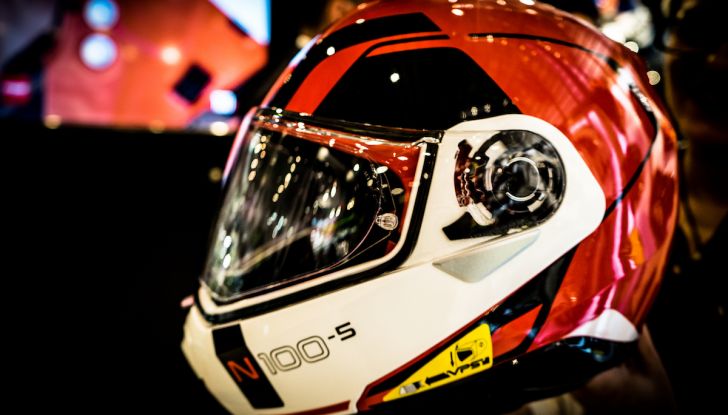 Le novità di Nolan ad Eicma per la collezione 2018 - Foto 2 di 21