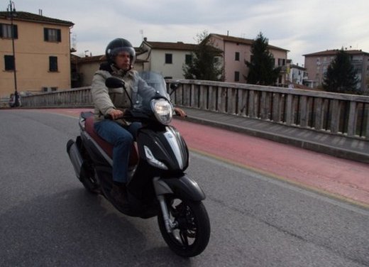 Downsizing sul Piaggio Beverly SporTouring 350