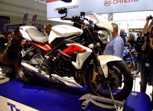 Triumph Street Triple R