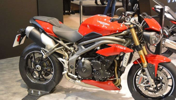 Triumph 2017 ad EICMA: le più belle foto LIVE dallo stand - Foto 4 di 42