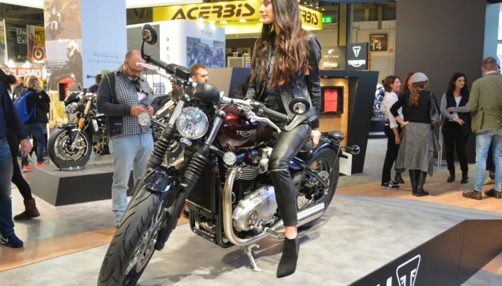 Triumph 2017 ad EICMA: le più belle foto LIVE dallo stand - Foto 8 di 42