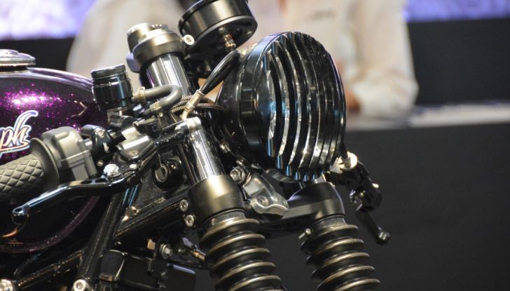 Triumph 2017 ad EICMA: le più belle foto LIVE dallo stand - Foto 12 di 42