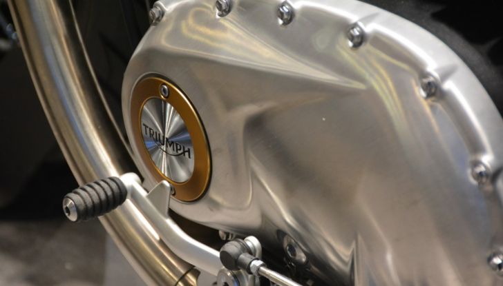 Triumph 2017 ad EICMA: le più belle foto LIVE dallo stand - Foto 30 di 42