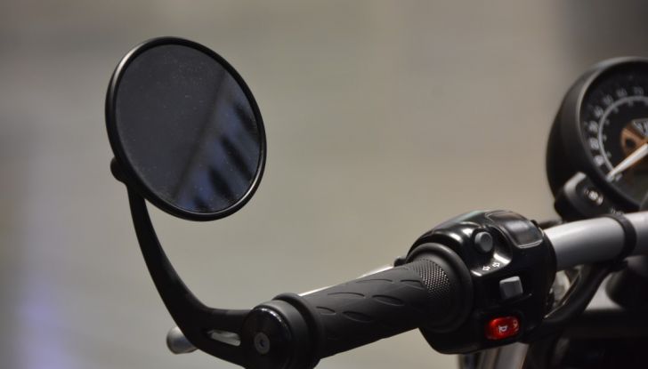 Triumph 2017 ad EICMA: le più belle foto LIVE dallo stand - Foto 31 di 42