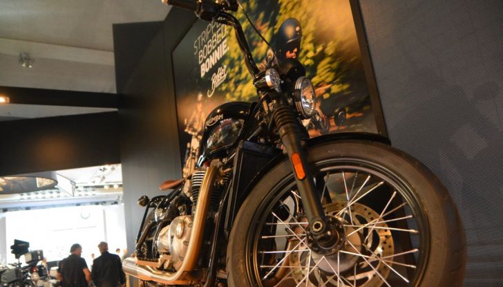 Triumph 2017 ad EICMA: le più belle foto LIVE dallo stand - Foto 39 di 42