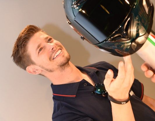 Casey Stoner presenta il Nolan X-802RR Ultra Carbon SuperHero - Foto 10 di 16