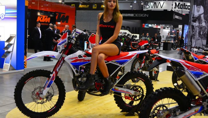Eicma 2017 Girls… nonsolomoto! - Foto 4 di 140