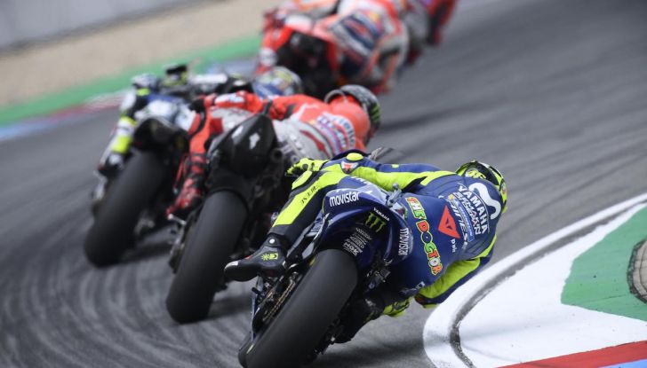MotoGP 2019, GP della Repubblica Ceca: Quartararo in vetta nelle libere di Brno davanti a Marquez, Rossi nono - Foto 9 di 11