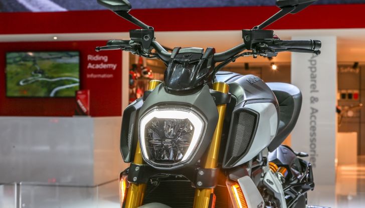 EICMA 2018, tutte le novità Ducati da Panigale V4 R alla nuova gamma 950 - Foto 30 di 33