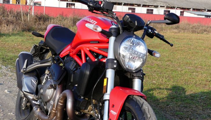 Ducati Monster 821: il migliore di sempre - Foto 12 di 39