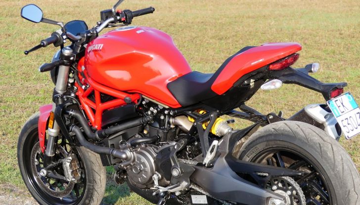 Ducati Monster 821: il migliore di sempre - Foto 26 di 39