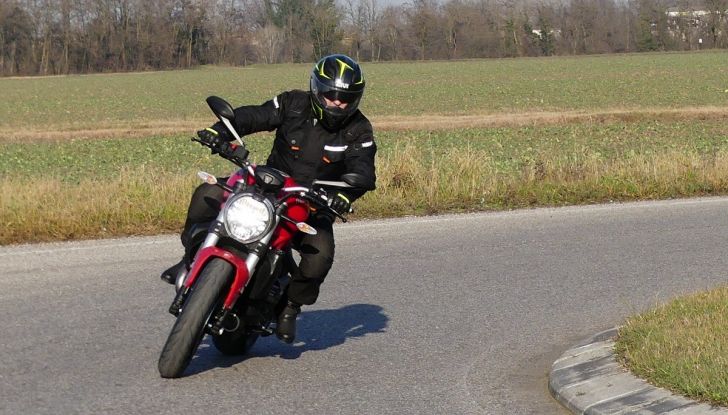 Ducati Monster 821: il migliore di sempre - Foto 3 di 39