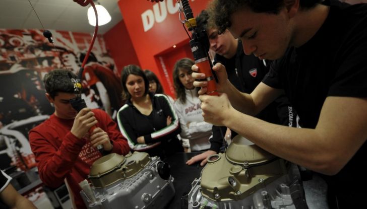 Ducati a scuola con un percorso educativo e didattico - Foto 7 di 8