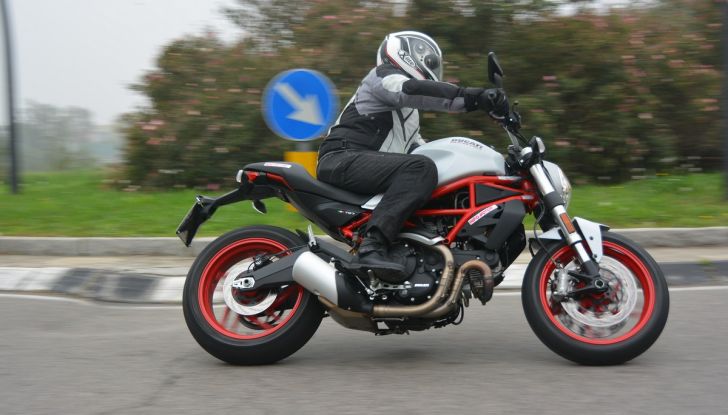 Ducati Monster 797: happy birthday Monster - Foto 11 di 53