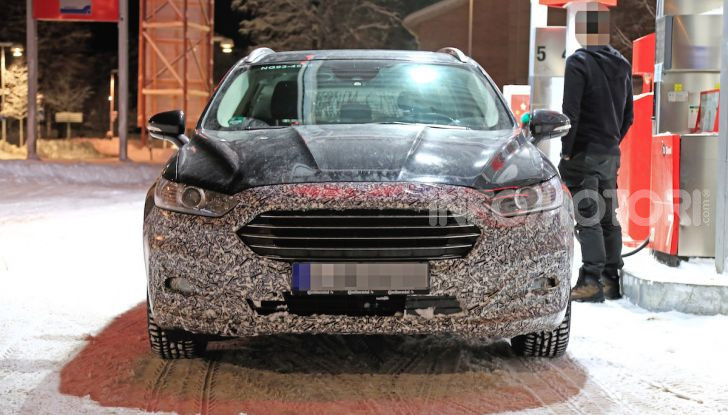 Ford Mondeo Wagon 2019: ibrida, familiare e per tutti - Foto 2 di 10