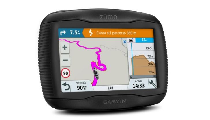 Garmin Zūmo 595LM, Il navigatore di nuova generazione per le due ruote - Foto 3 di 10