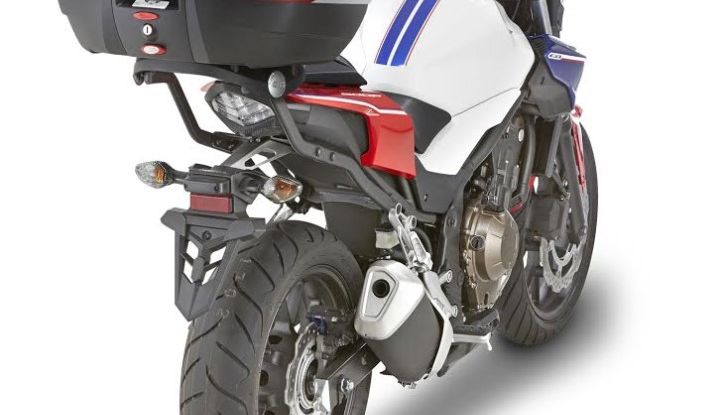 Givi presenta il set di accessori per Honda CB500F: il cupolino si illumina - Foto 2 di 5