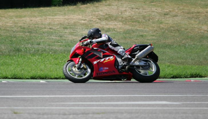 Un sogno realizzato: test ride Honda VTR 1000 SP 1 - Foto 8 di 20