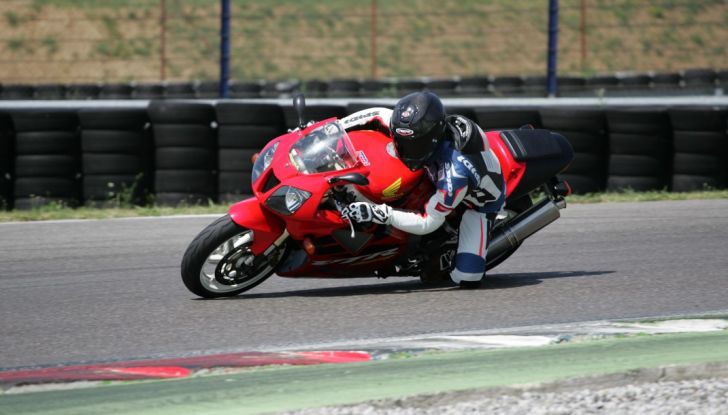 Un sogno realizzato: test ride Honda VTR 1000 SP 1 - Foto 15 di 20