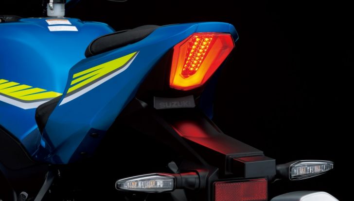 Nuova Suzuki GSX-R 1000 2017 in versione base ed R - Foto 14 di 43