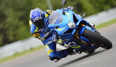 Nuova Suzuki GSX-R 1000 2017 in versione base ed R