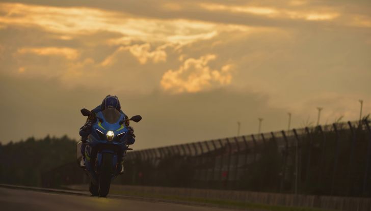 Nuova Suzuki GSX-R 1000 2017 in versione base ed R - Foto 43 di 43