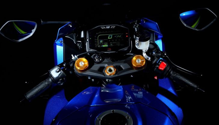 Nuova Suzuki GSX-R 1000 2017 in versione base ed R - Foto 29 di 43