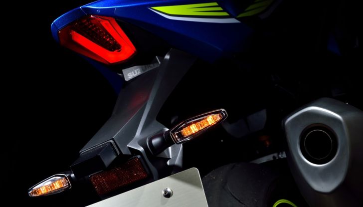 Nuova Suzuki GSX-R 1000 2017 in versione base ed R - Foto 34 di 43