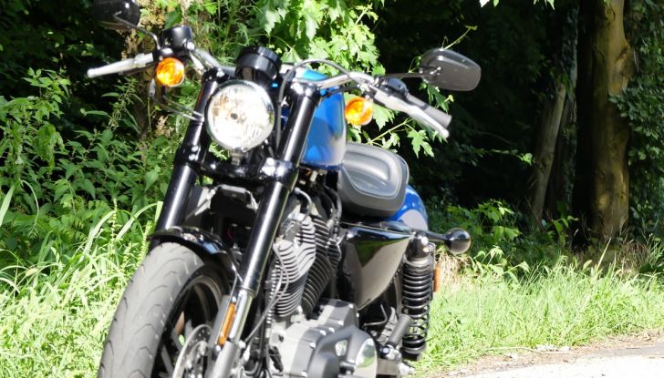Harley-Davidson Sportster 1200 Roadster: La nostra prova del mito HD - Foto 14 di 38