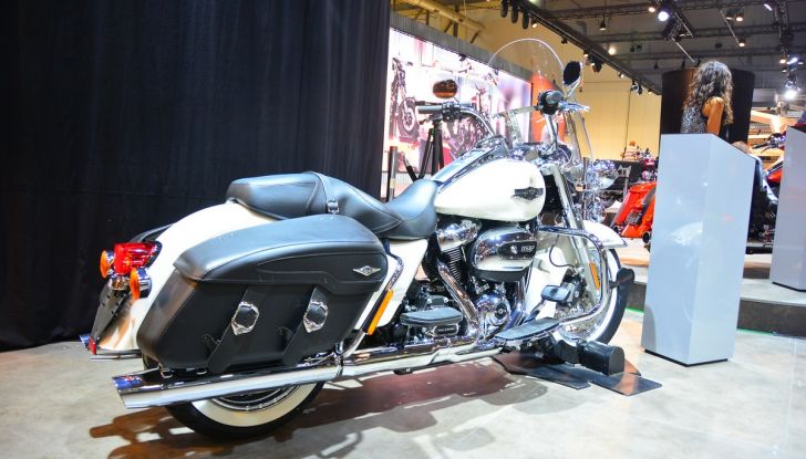 Harley Davidson rinnova Softail e Touring - Foto 20 di 37