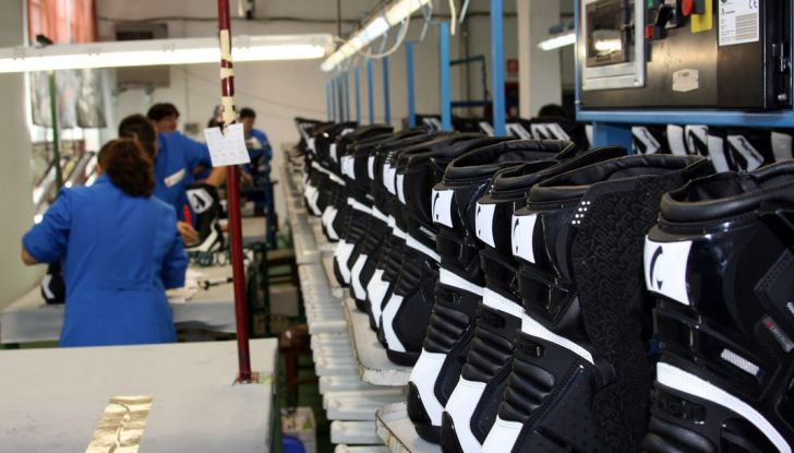 Stivali Forma Boots: Dentro il reparto di produzione - Foto 17 di 25