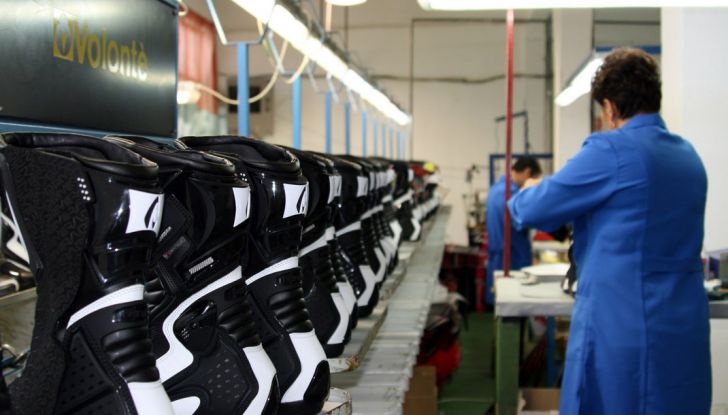 Stivali Forma Boots: Dentro il reparto di produzione - Foto 3 di 25