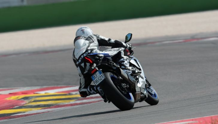A Misano con Yamaha Supersport Pro Tour 2016: Adrenalina a mille! - Foto 60 di 60