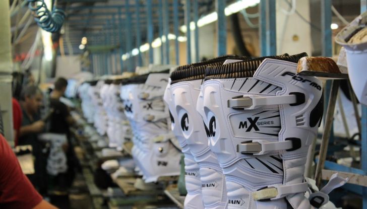 Stivali Forma Boots: Dentro il reparto di produzione - Foto 11 di 25