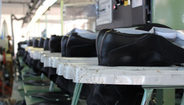 Stivali Forma Boots: Dentro il reparto di produzione - Foto 13 di 25