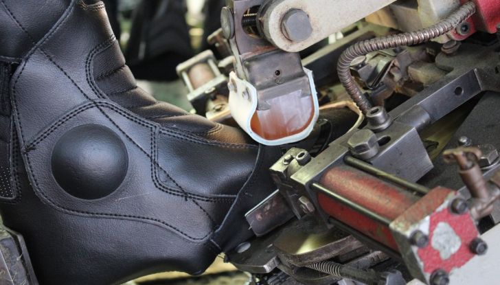 Stivali Forma Boots: Dentro il reparto di produzione - Foto 15 di 25