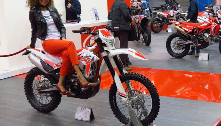 Eicma 2017 Girls… nonsolomoto! - Foto 20 di 140