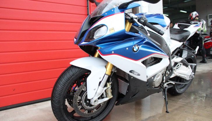 Pirelli SBK Track Days: a Imola con la BMW S1000RR - Foto 31 di 38