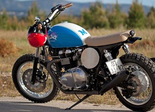 Triumph Thruxton Mightyblue by Maria Motorcycles