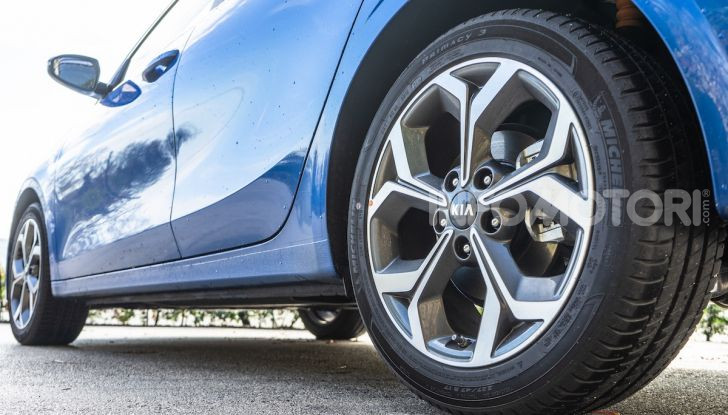 Nuova Kia Ceed motori, prezzi e prova su strada - Foto 15 di 32