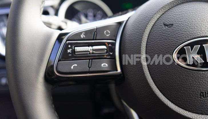 Nuova Kia Ceed motori, prezzi e prova su strada - Foto 24 di 32